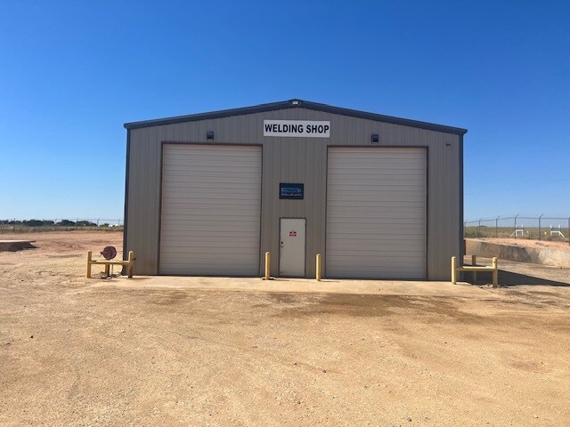 More Photos Of 4231 County Road 230, Snyder Warehouse For Lease