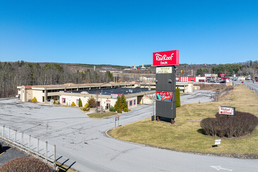 Primary Photo Of 14451 Clearfield Shawville Hwy, Clearfield Hotel For Sale