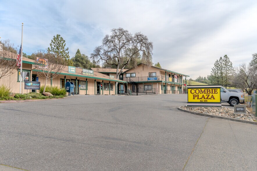 More Photos Of 10556-10612 Combie Rd, Auburn Medical For Sale