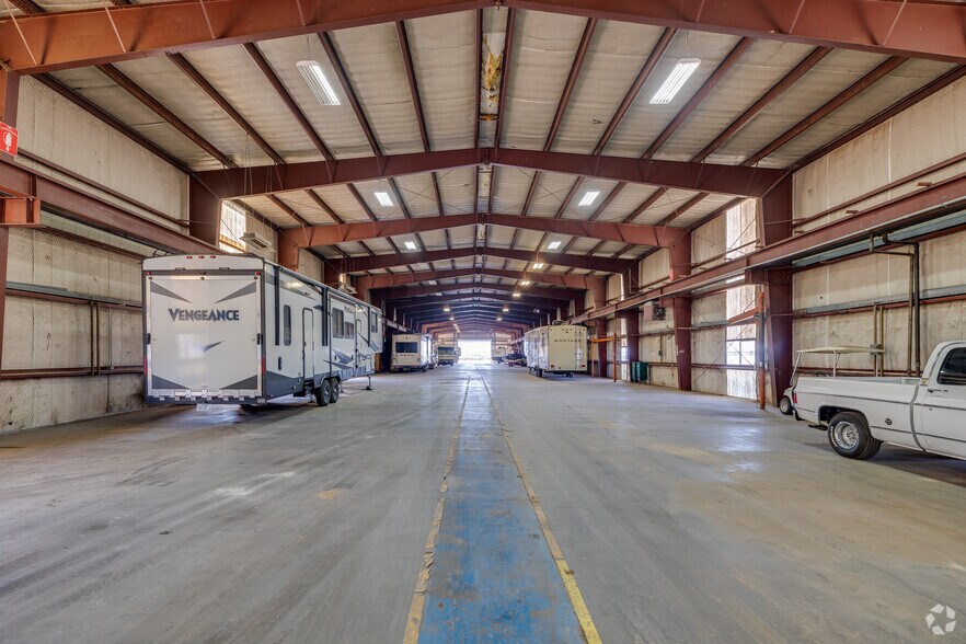 More Photos Of 11756 Highway 152, Pampa Industrial For Sale