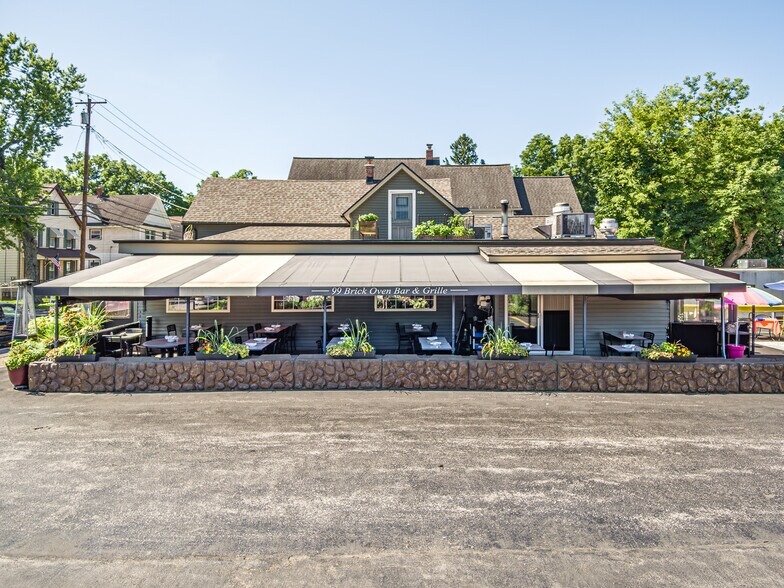 More Photos Of 99 Aurora St, Lancaster General Retail For Sale