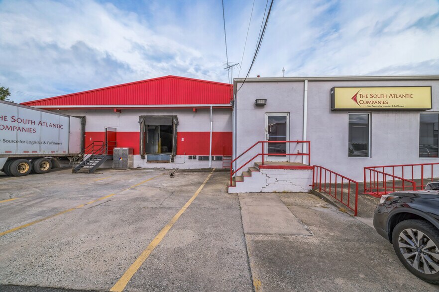 More Photos Of 801 Warehouse St, Greensboro Warehouse For Sale
