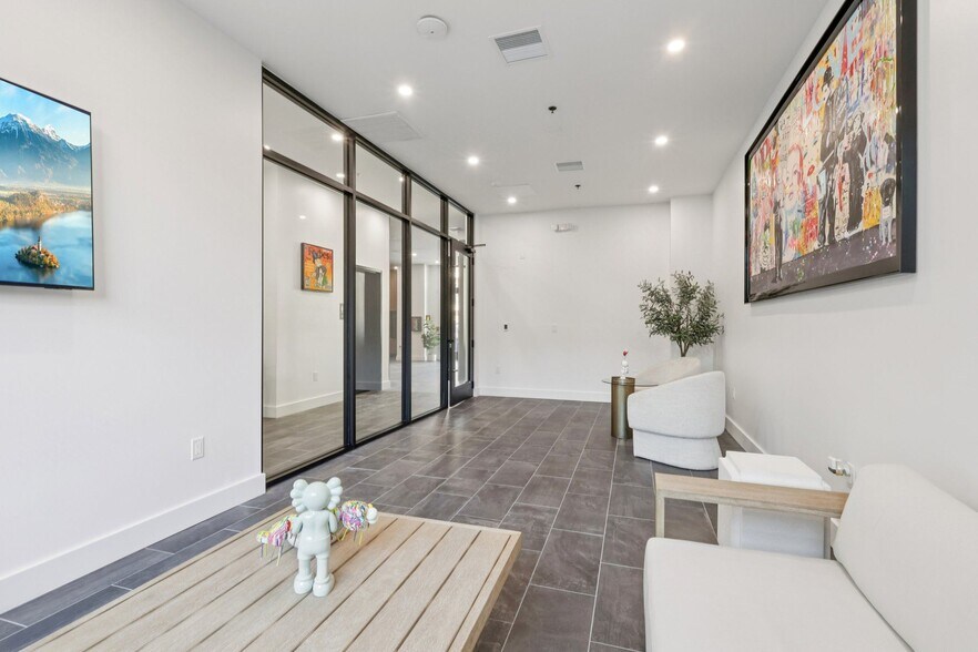 More Photos Of 34-40 Hudson St, Newark Apartments For Lease