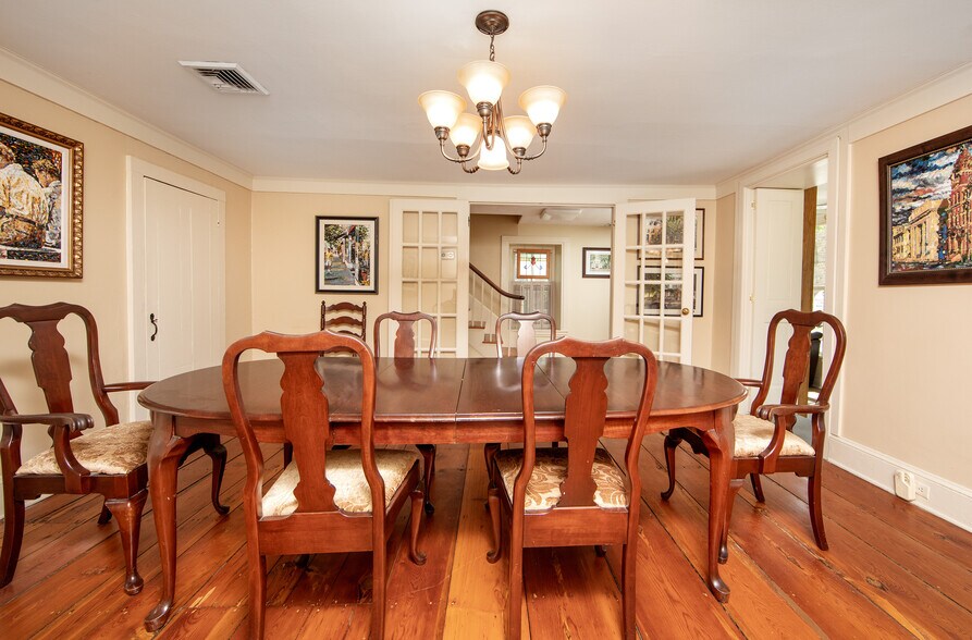 More Photos Of 69 E Oakland Ave, Doylestown Office For Sale