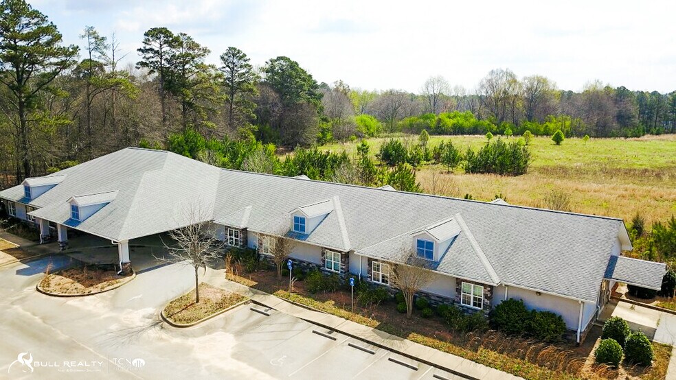 More Photos Of 22 Madras Pky, Newnan Healthcare For Lease