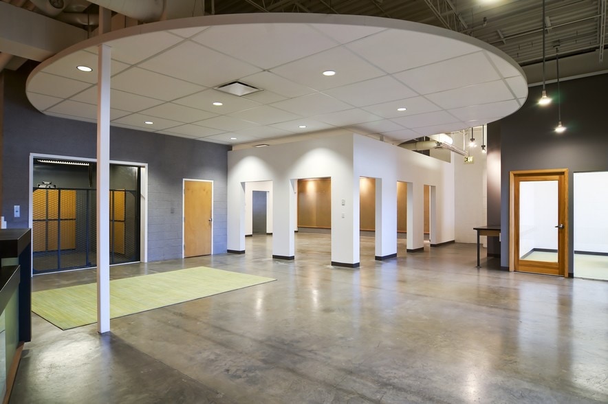 More Photos Of 677 S Colorado Blvd, Denver Office For Sale