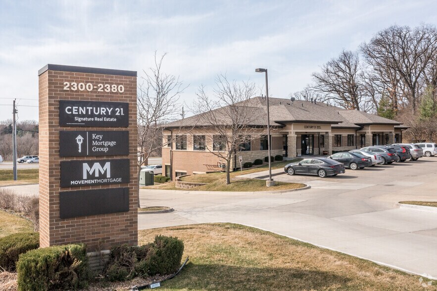 More Photos Of 2360 NW 128th Street, Urbandale Office For Lease