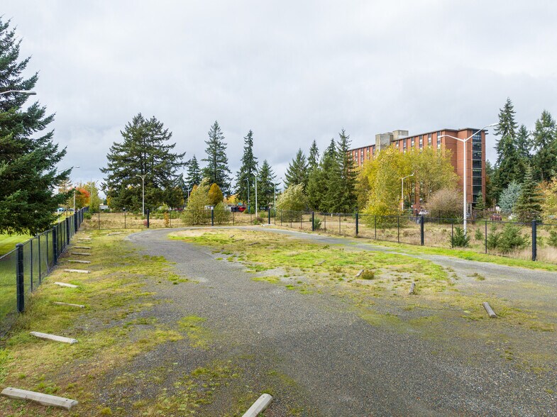 More Photos Of 648 125th St S, Parkland Land For Sale