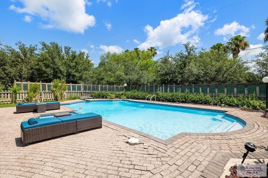 More Photos Of 1 Frost Ln, San Benito Lodge Meeting Hall For Sale