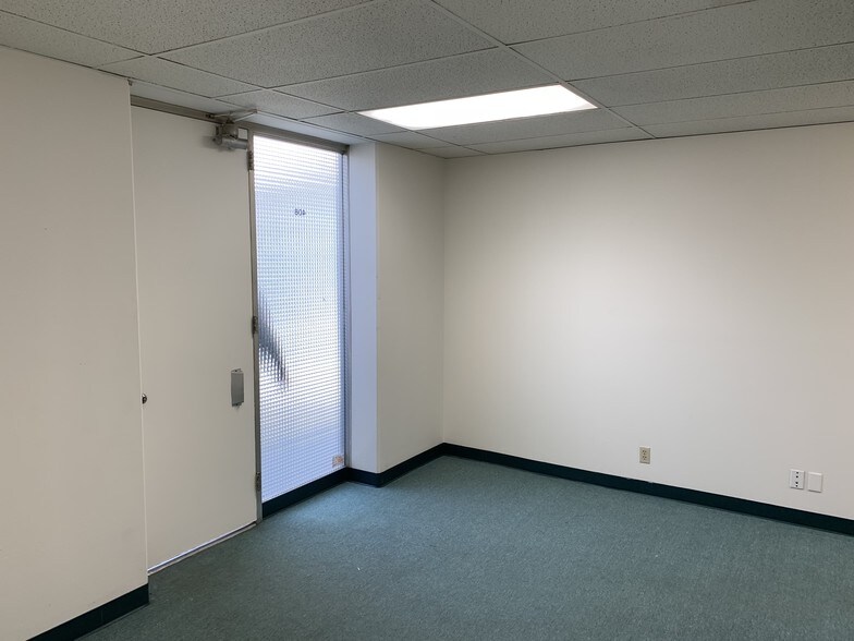 More Photos Of 650 W Duarte Rd, Arcadia Medical For Lease