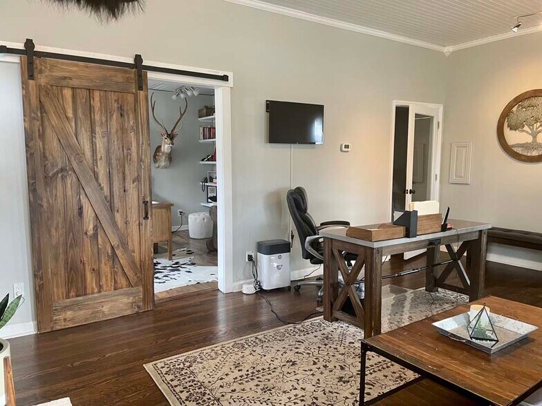 More Photos Of 223 E Market St, Johnson City Religious Facility For Sale