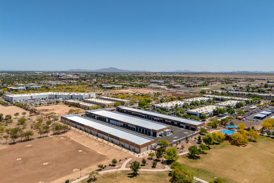 More Photos Of 390 Enterprise Pl, Chandler Self Storage For Sale