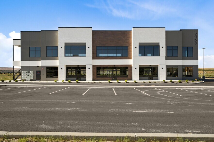 More Photos Of 5069 Ava Way, Richland Storefront Retail Office For Lease