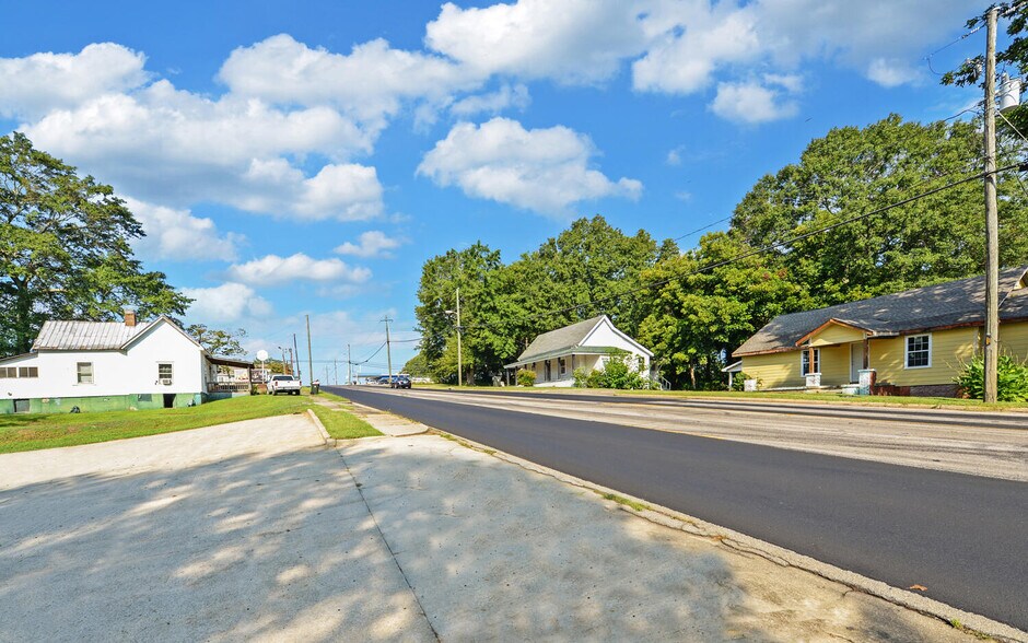 250 E Currahee St, Toccoa, GA 30577 Manufacturing For Sale