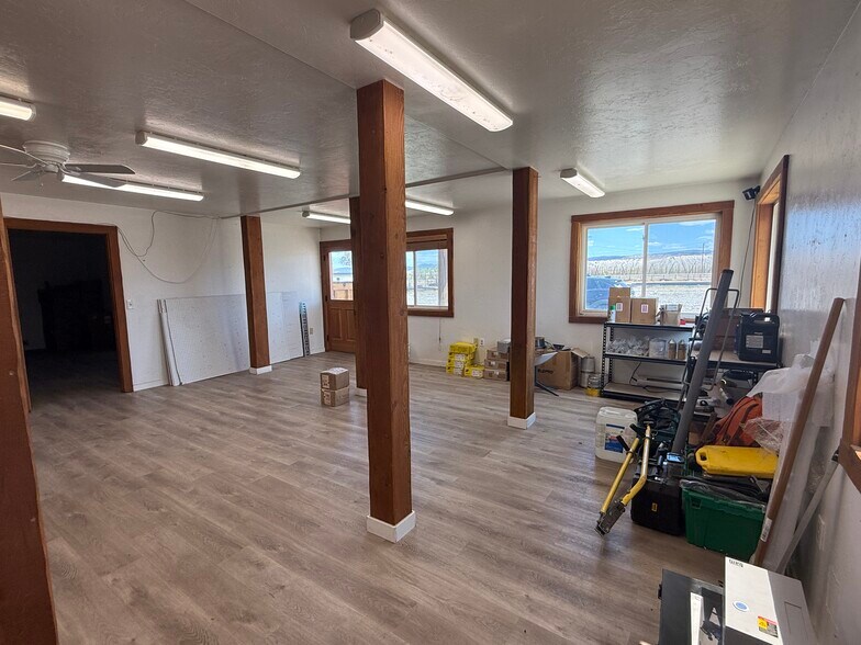 More Photos Of 19911 Highway 550, Montrose Warehouse For Sale