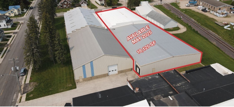 Primary Photo Of 217 N 10th St, Oostburg Warehouse For Lease