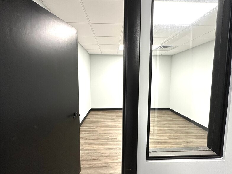 More Photos Of 7725 Broadway, Merrillville Medical For Lease
