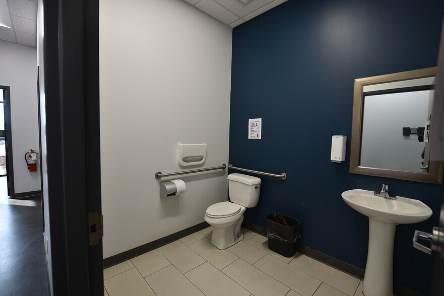 More Photos Of 2460 E Highway 50, Clermont Healthcare For Lease