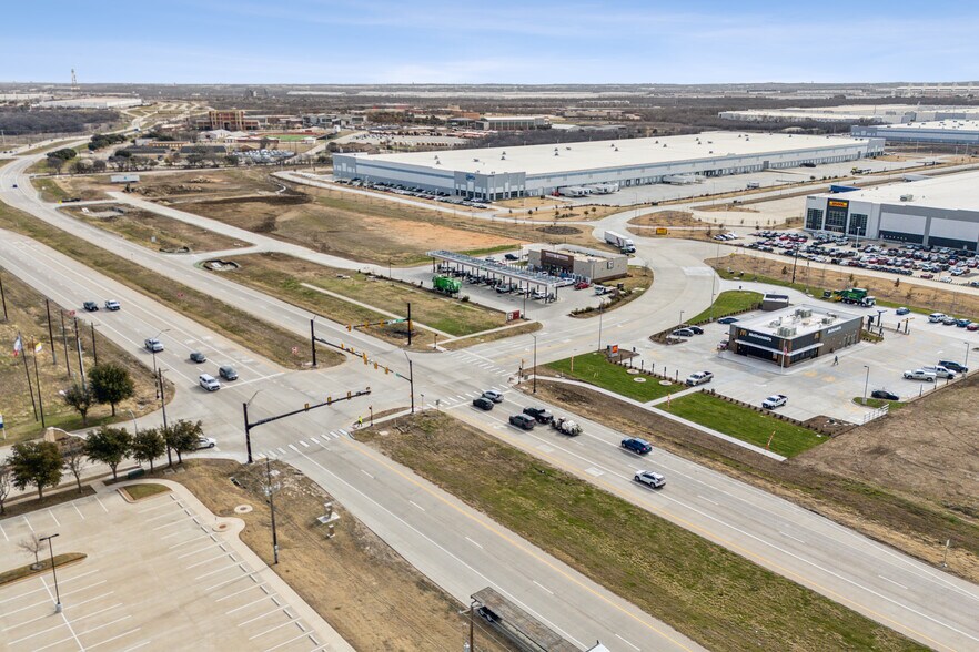 More Photos Of 1280 State Highway 114, Justin General Retail For Sale