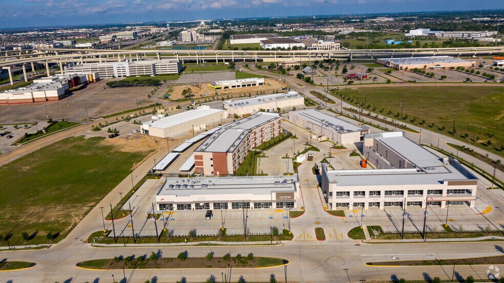 More Photos Of 1227 Grand West Blvd, Katy Storefront For Sale