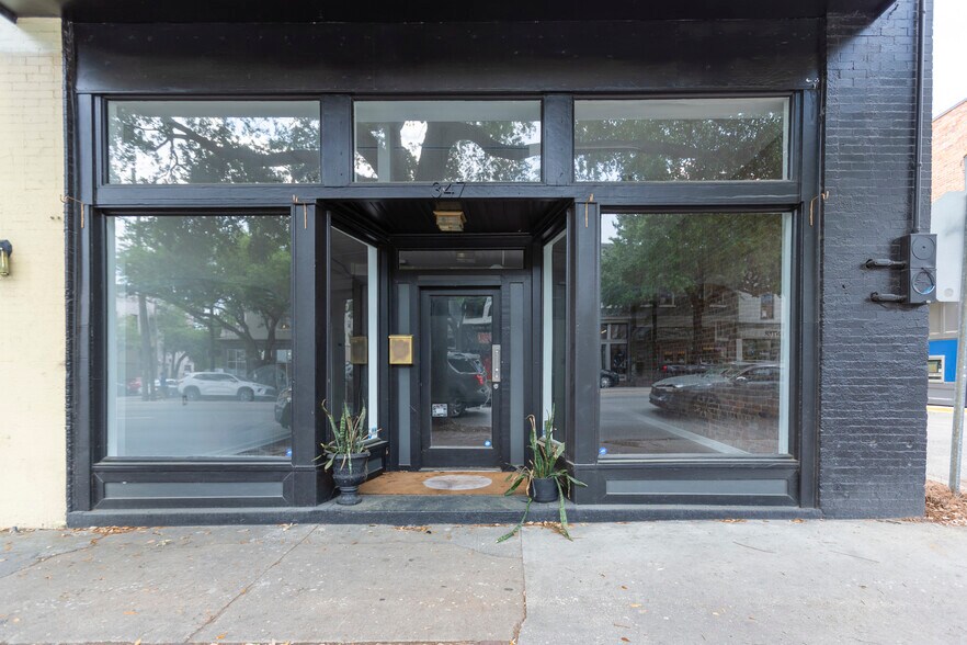 Primary Photo Of 347 Martin Luther King Jr Blvd, Savannah Storefront Retail Residential For Lease