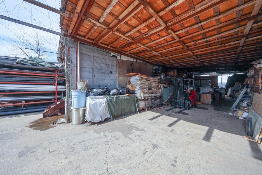 More Photos Of 1200 Castleton Ave, Staten Island Storefront For Sale