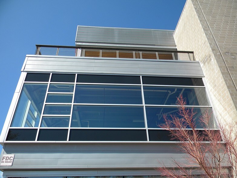 More Photos Of 8115 Market St, Wilmington Office For Sale