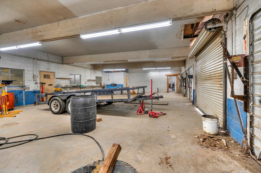 More Photos Of 201 E St, Lemoore Auto Repair For Sale