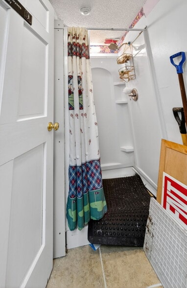 More Photos Of Church St, Winfield General Retail For Sale