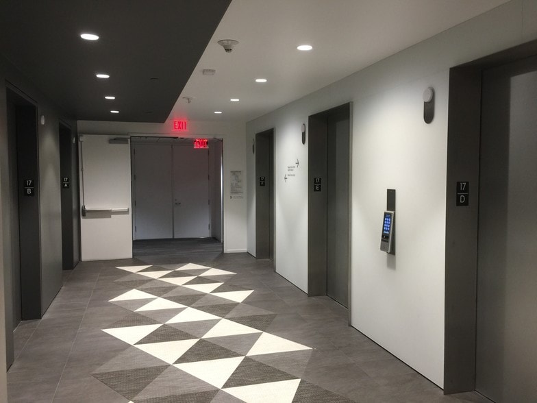 More Photos Of 6255 W Sunset Blvd, Los Angeles Office For Lease