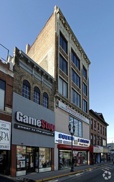 More Photos Of 3711 Bergenline Ave, Union City Storefront Retail Office For Sale