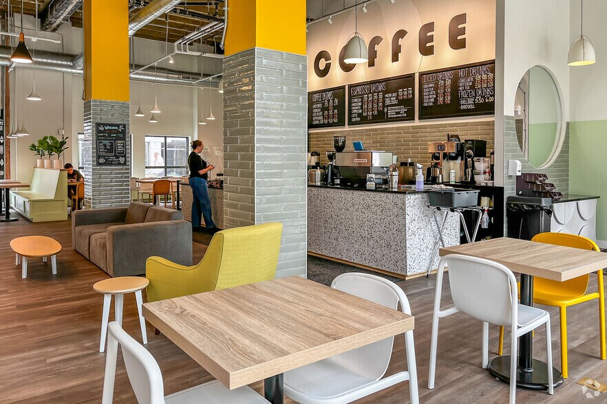 More Photos Of 366 E Broad St, Columbus Apartments For Lease