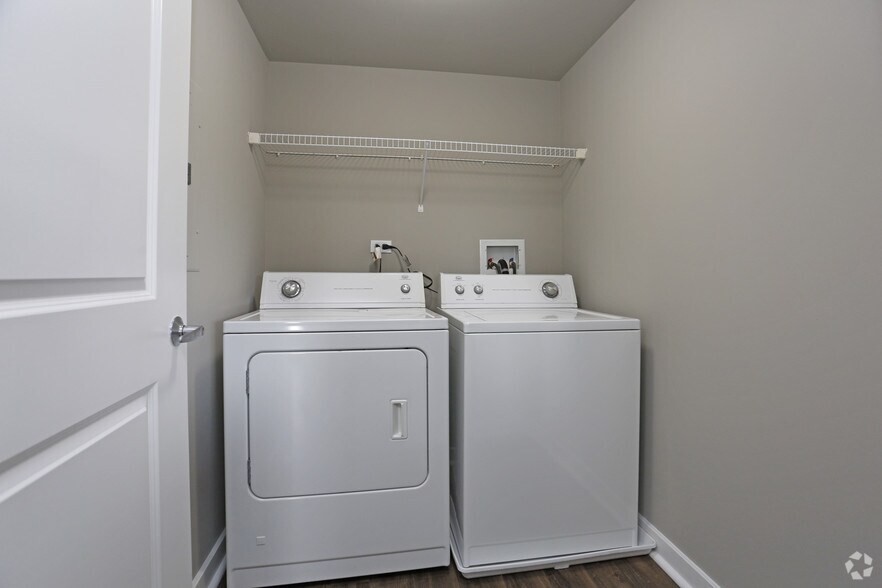 More Photos Of 1255 Town Center Rd, Vernon Hills Apartments For Lease