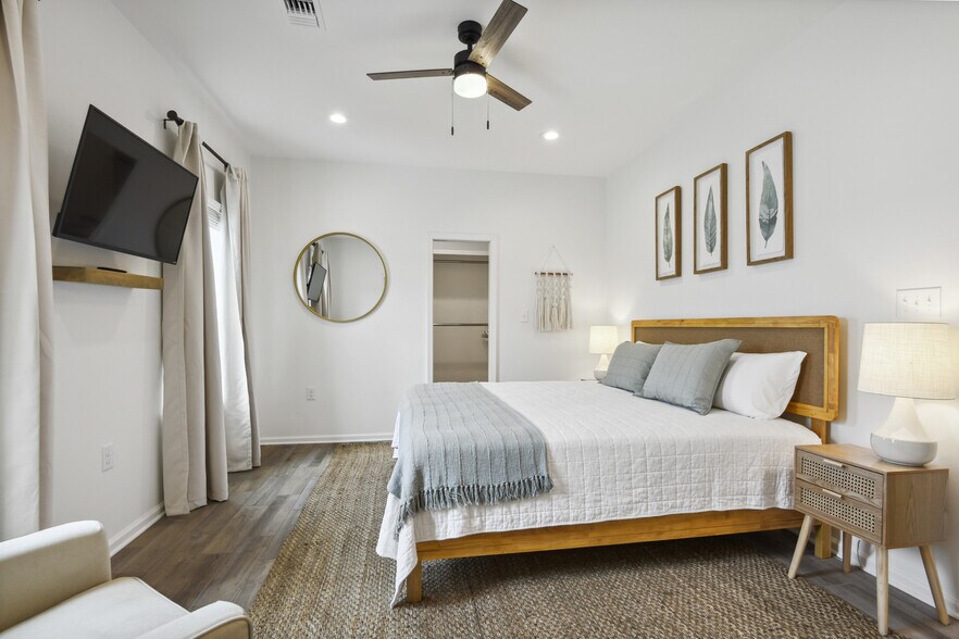 More Photos Of 437 Webster St, Bay Saint Louis Apartments For Sale