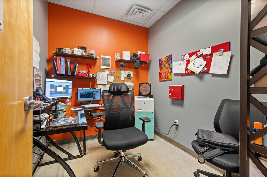 More Photos Of 12-28 McCandless Ave, Pittsburgh Light Distribution For Lease