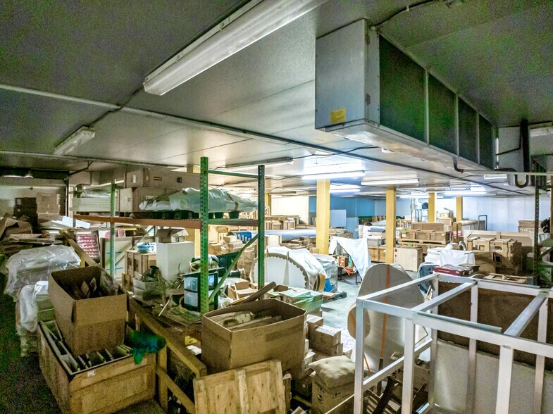 More Photos Of 1395 NW 22nd St, Miami Refrigeration Cold Storage For Lease