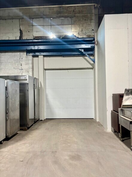 More Photos Of 10 Mt Read Blvd, Rochester Light Distribution For Lease