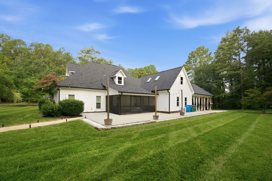 More Photos Of 9544 Brief Rd, Charlotte Specialty For Sale