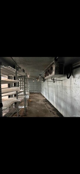 More Photos Of 403 N Third St, Ishpeming Service Station For Sale