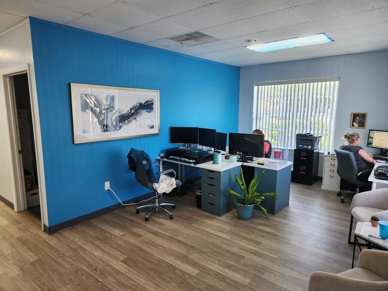 More Photos Of 1153 Main St, Dunedin Unknown For Lease