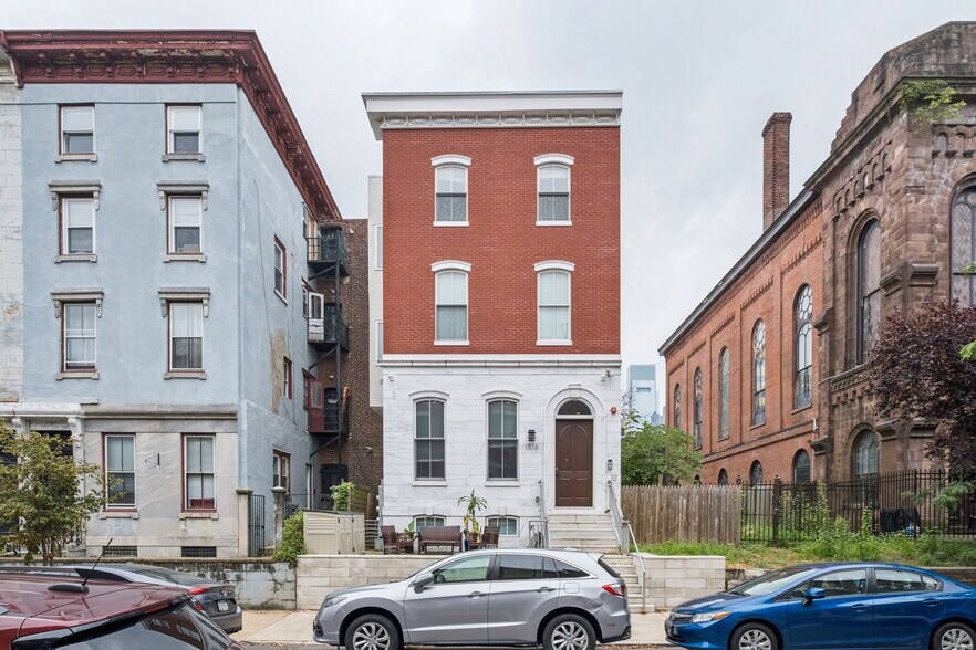 More Photos Of 1516 Green St, Philadelphia Apartments For Sale
