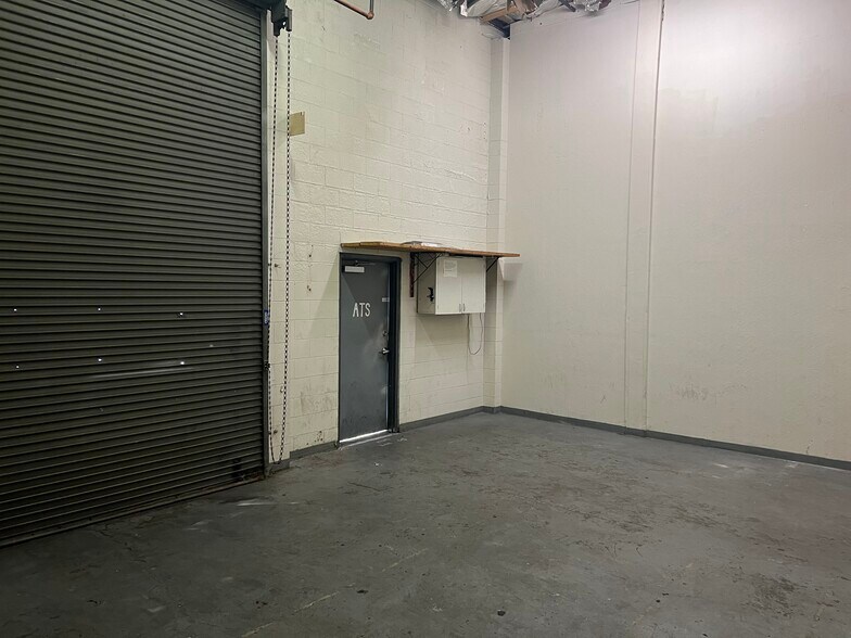 More Photos Of 1707 4th St, San Jose Showroom For Lease