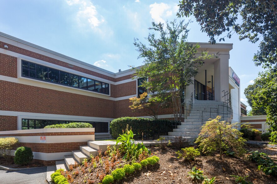 More Photos Of 1958 Monroe Dr NE, Atlanta Office For Lease