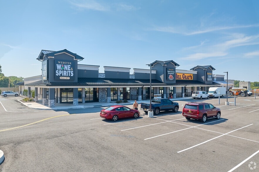 Primary Photo Of 964 Ridge Rd, Webster Storefront For Lease