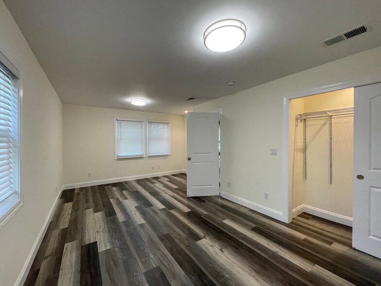 More Photos Of 474-480 Matadero Ave, Palo Alto Apartments For Sale