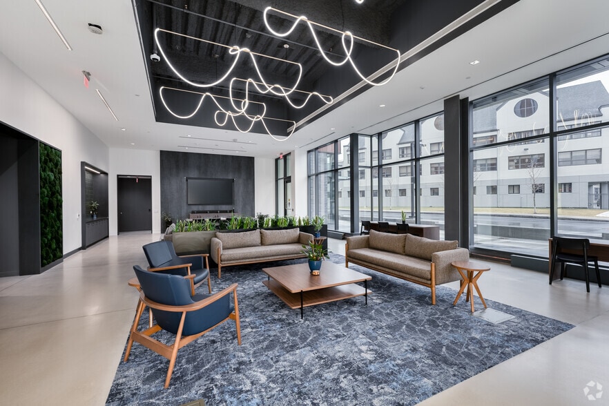 More Photos Of 150 Richmond St, Providence Medical For Lease