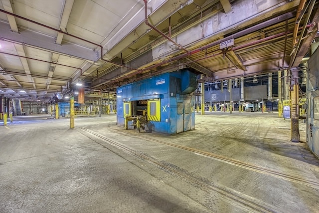 More Photos Of 134 Waupaca Dr, Etowah Manufacturing For Sale