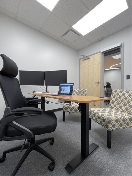 More Photos Of 3535 30th Ave, Kenosha Office For Lease