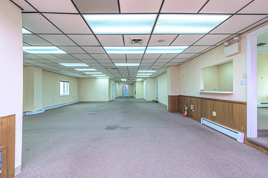 More Photos Of 2406 New Rd, Northfield Office For Sale
