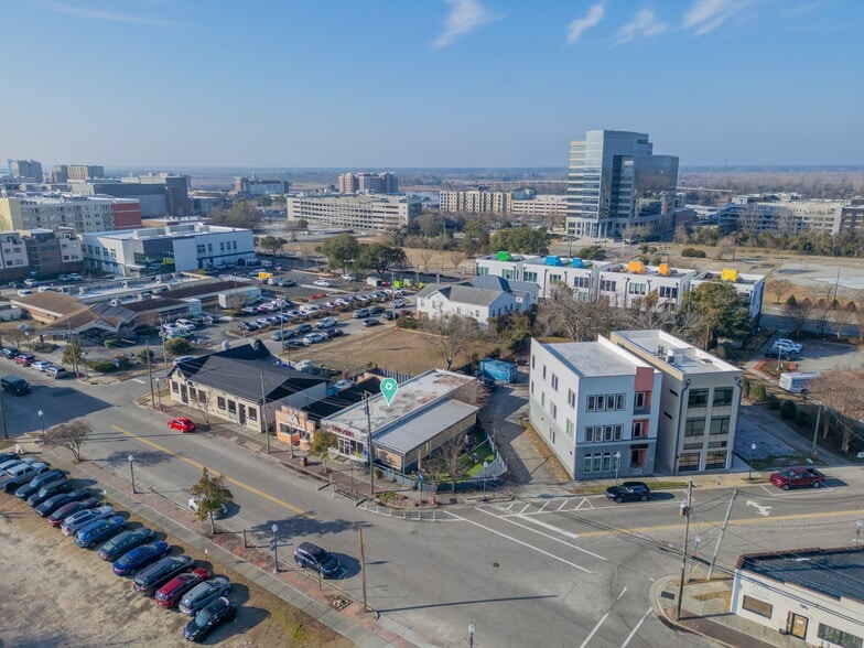 More Photos Of 1007 N 4th St, Wilmington Storefront For Lease